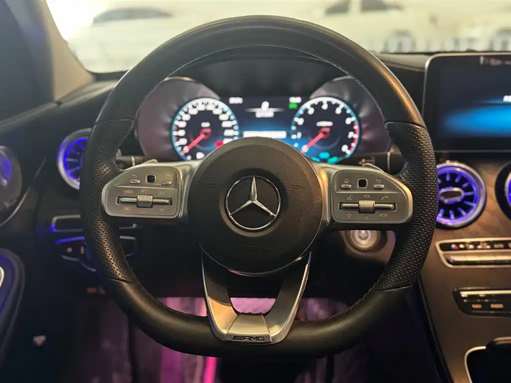 Mercedes-Benz C-Class 2019 — фото 13