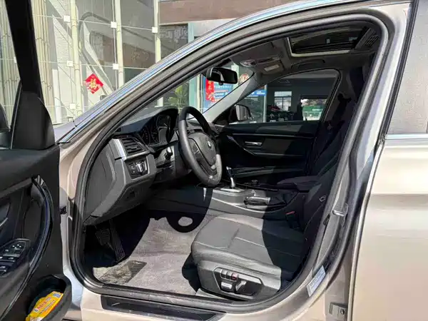 BMW 3 Series 2017
