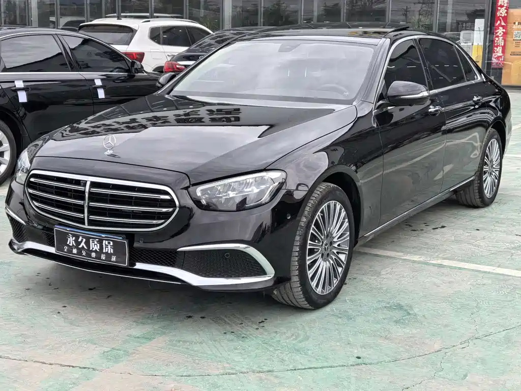 Mercedes-Benz E-Class 2023 — фото 1