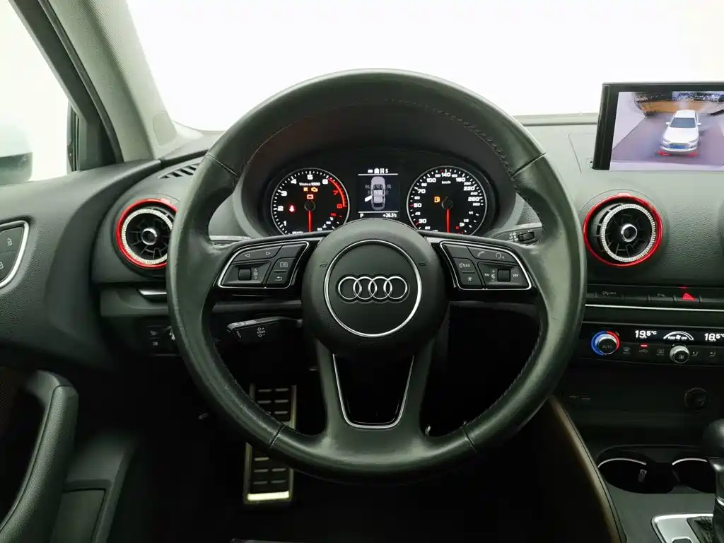 Audi A3 2020 — фото 11