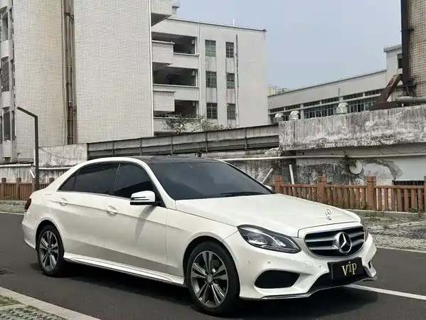 Mercedes-Benz E-Class 2015