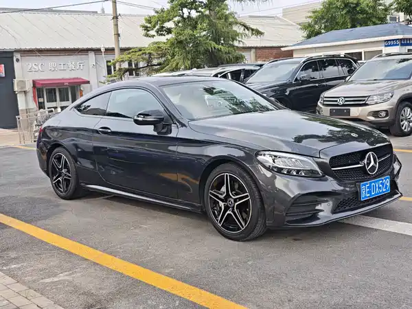 Mercedes-Benz C-Class 2023