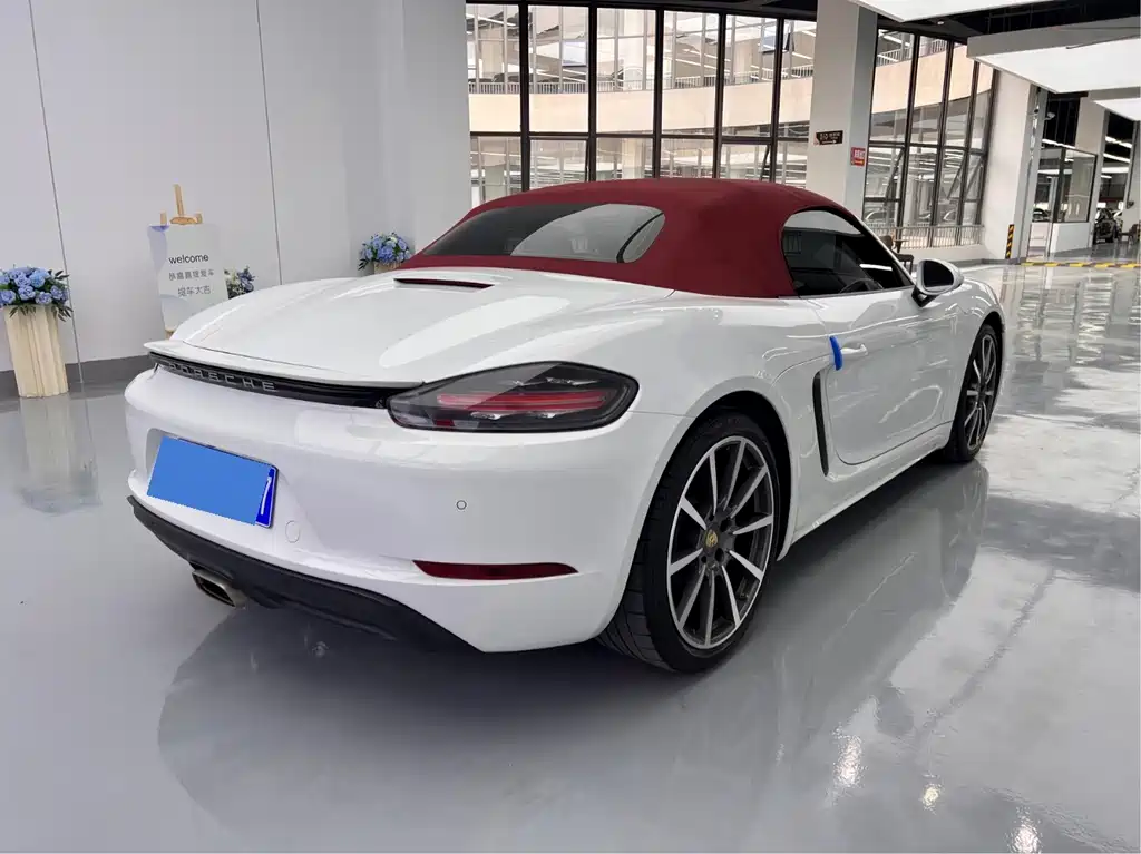Porsche 718 2022 — фото 13