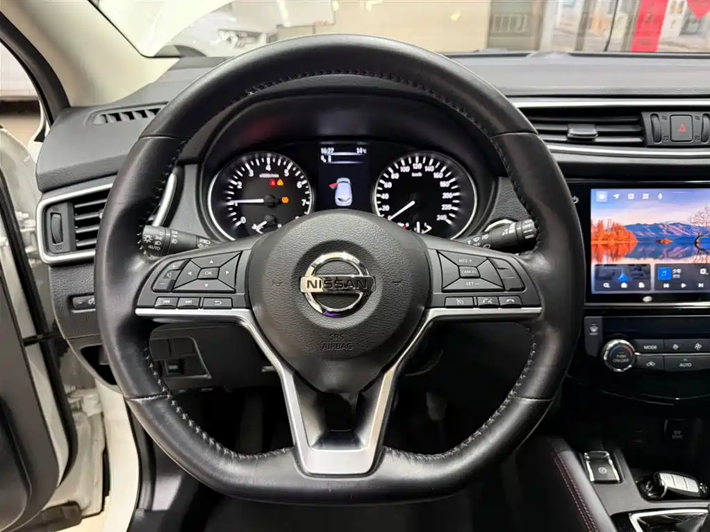 Nissan Qashqai 2023 — фото 11
