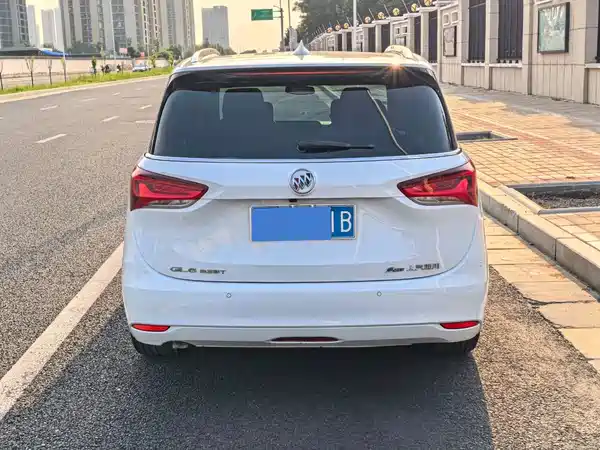 Buick GL6 2022