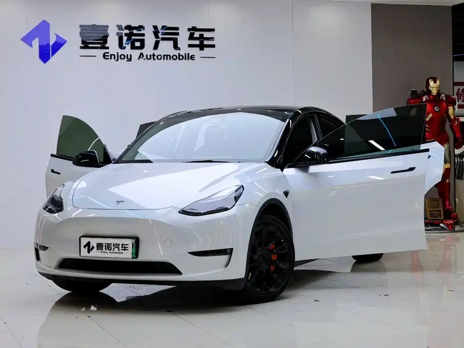 Tesla Model Y 2023 — фото 10