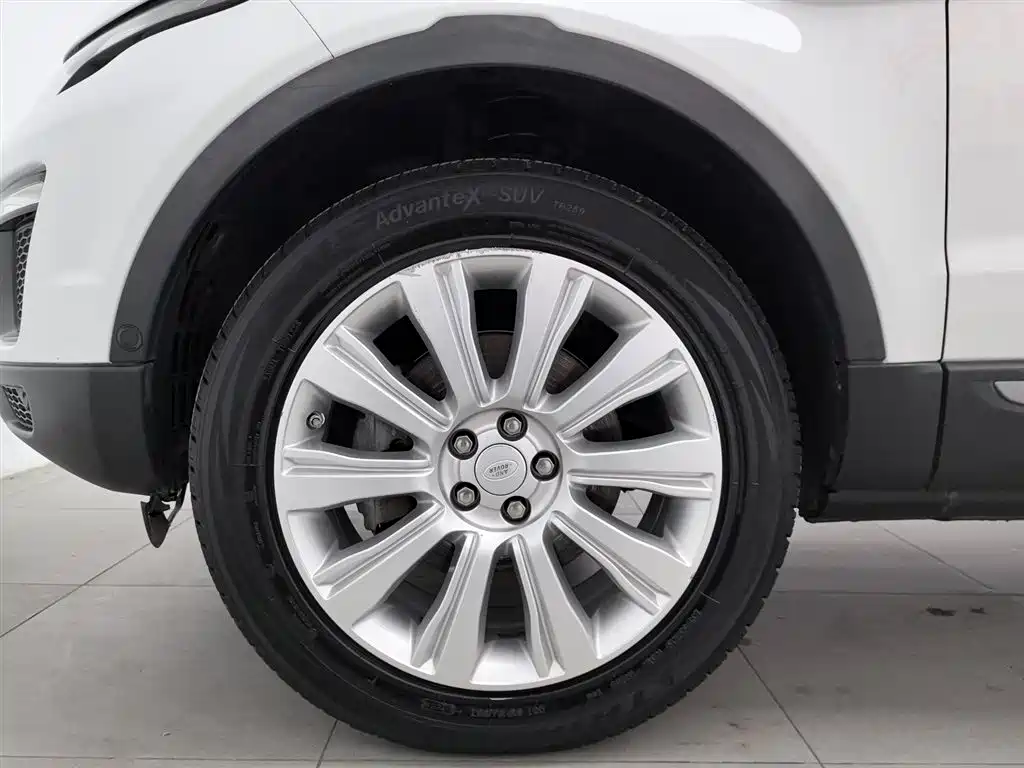 Land Rover Evoque 2018 — фото 17