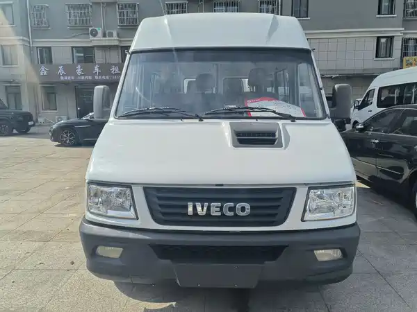 Iveco Proud 2017