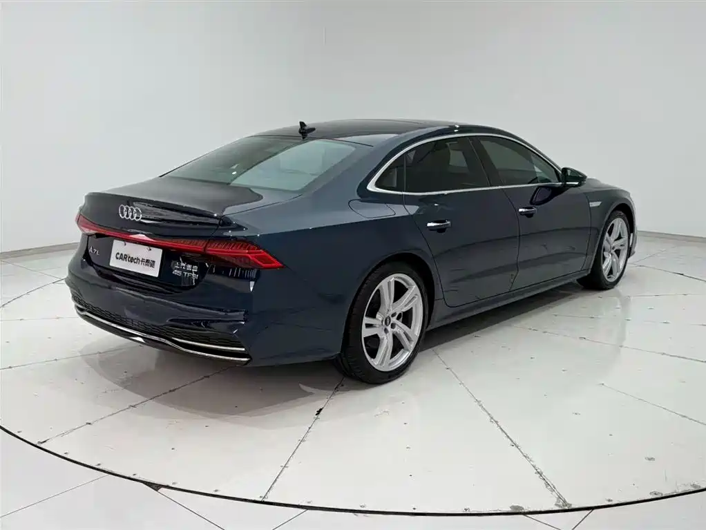 Audi A7L 2023 — фото 7