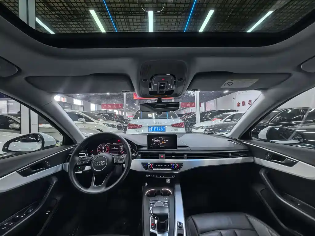 Audi A4L 2019
