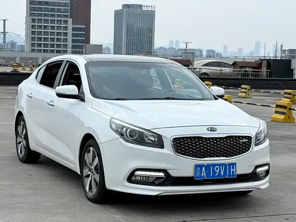 Kia K4 2017