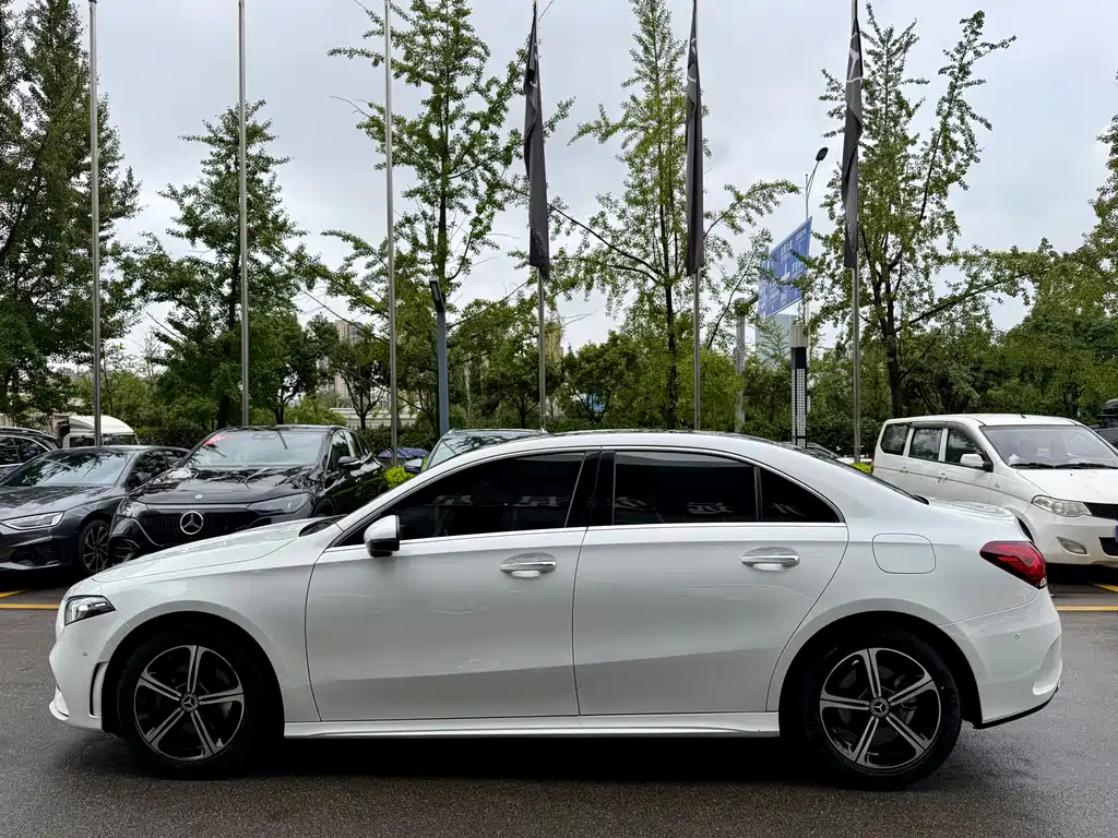 Mercedes-Benz A-Class 2022