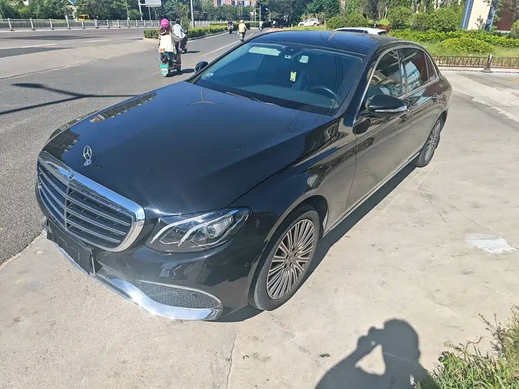 Mercedes-Benz E-Class 2020 — фото 1