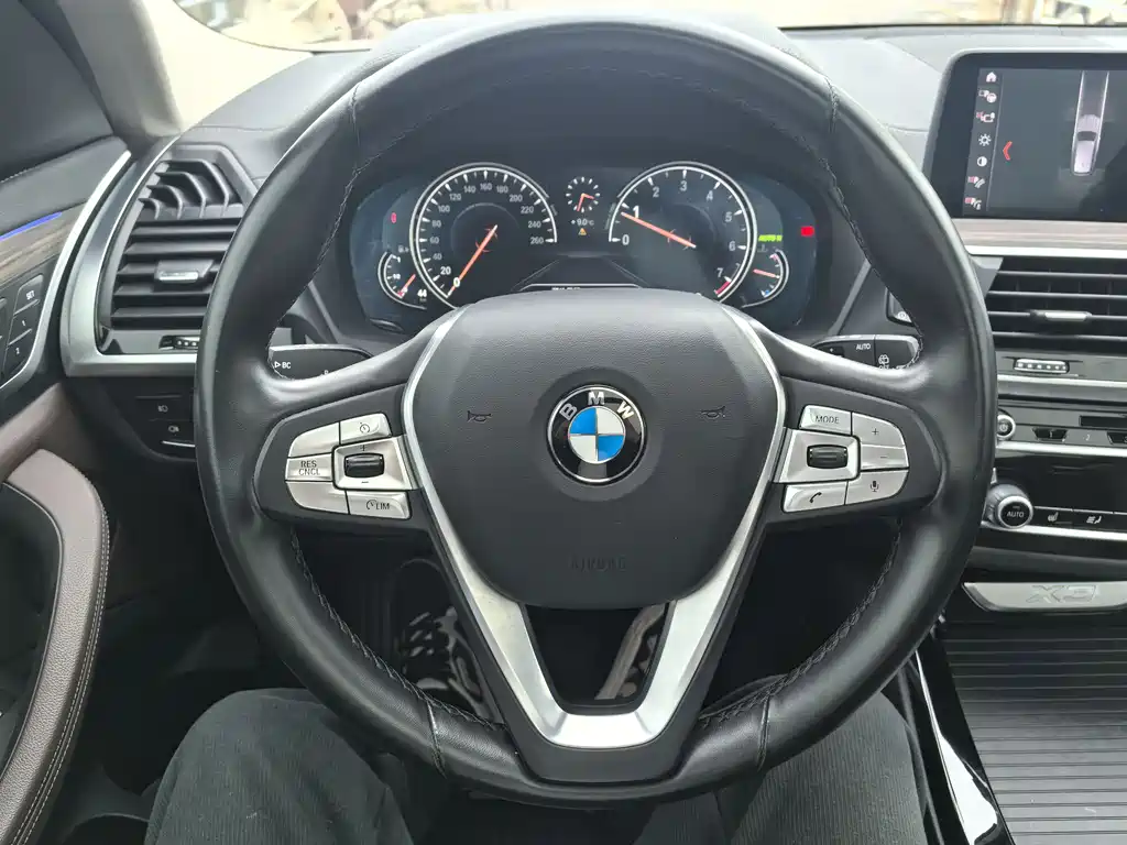 BMW X3 2019 — фото 14