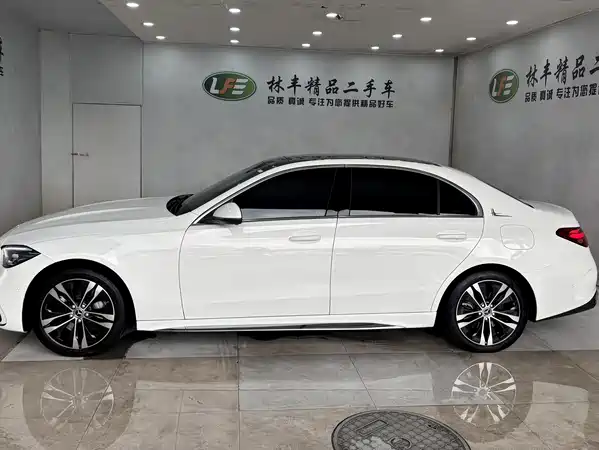 Mercedes-Benz C-Class New Energy 2025