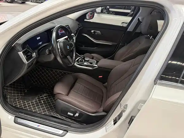 BMW 3 Series 2021