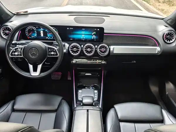 Mercedes-Benz GLB 2022