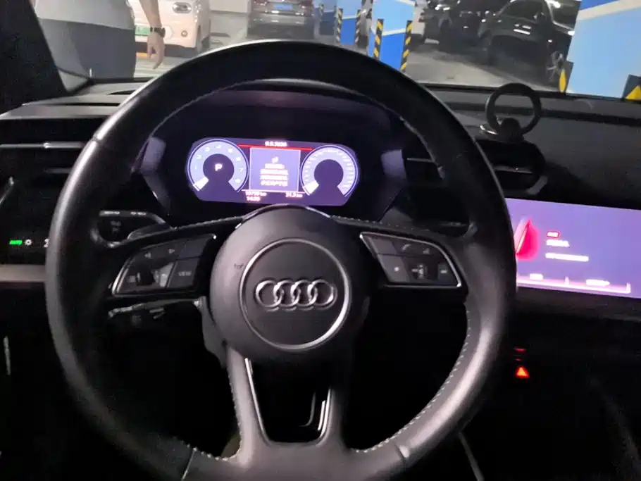 Audi A3 2021 — фото 15