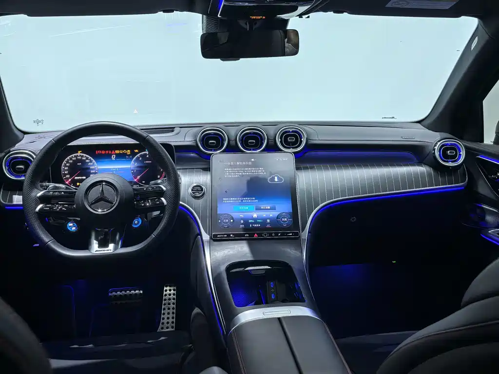 Mercedes-Benz GLC AMG 2024 — фото 20