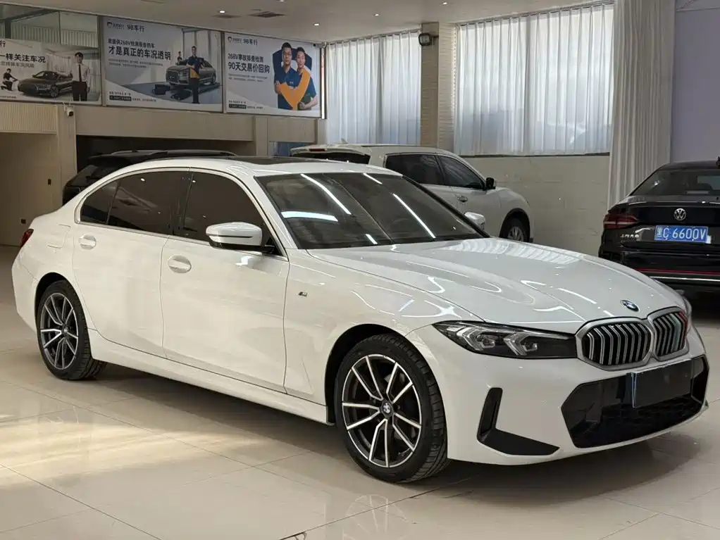 BMW 3 Series 2023