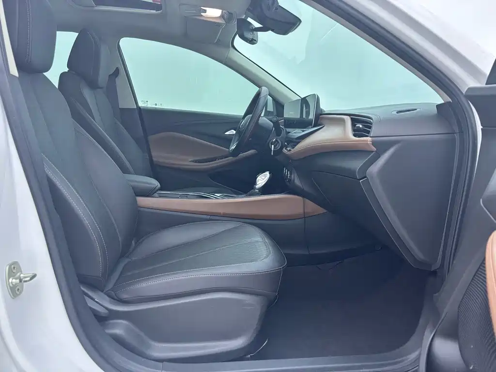 Buick Verano 2022 — фото 12
