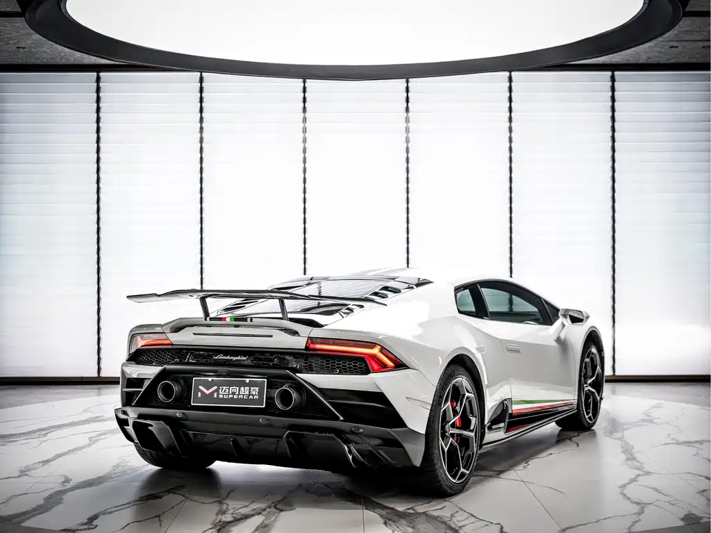 Lamborghini Huracan 2021 — фото 5