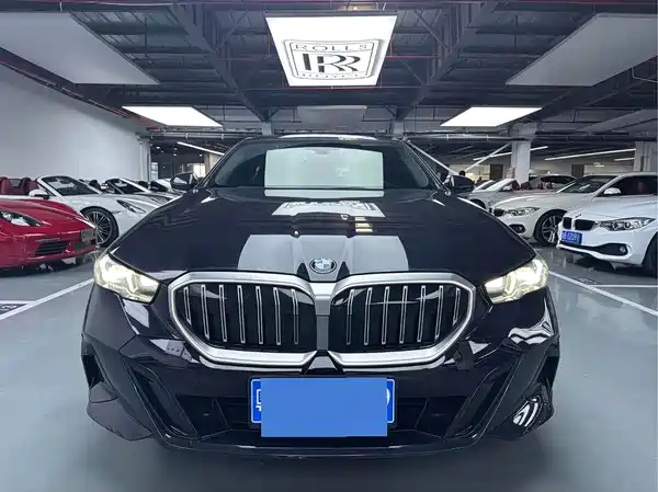BMW 5 Series 2024