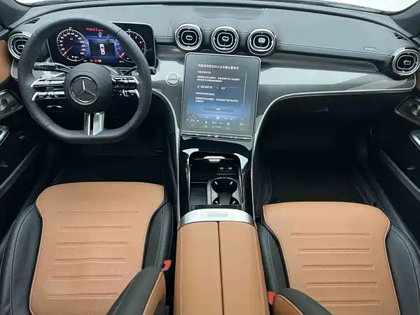 Mercedes-Benz C-Class 2024