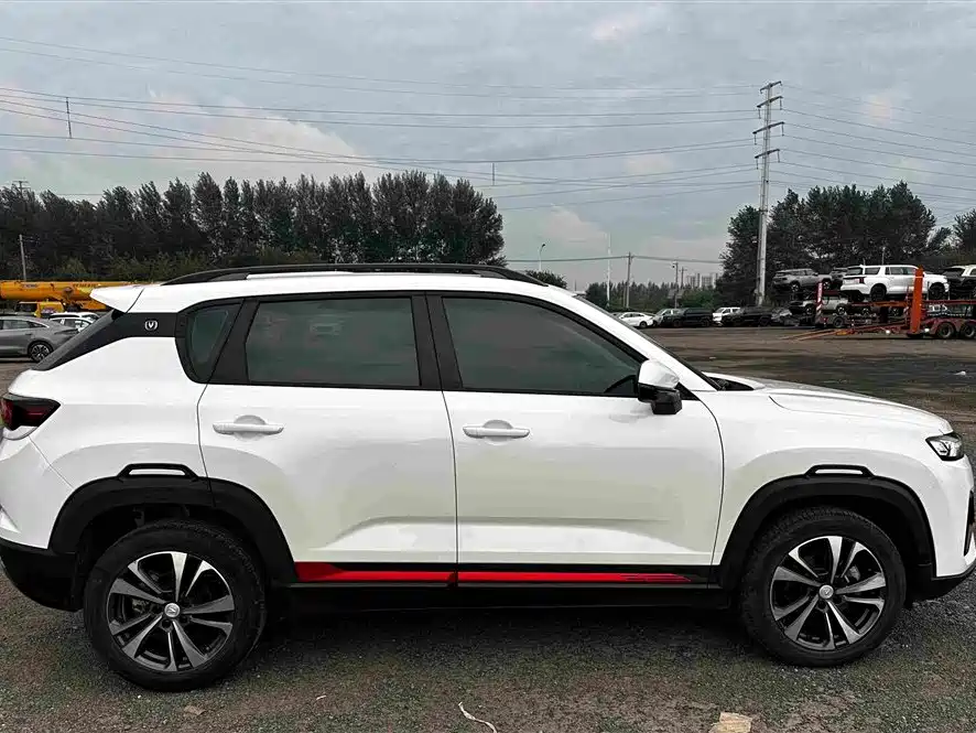 Changan CS35PLUS 2023 — фото 16
