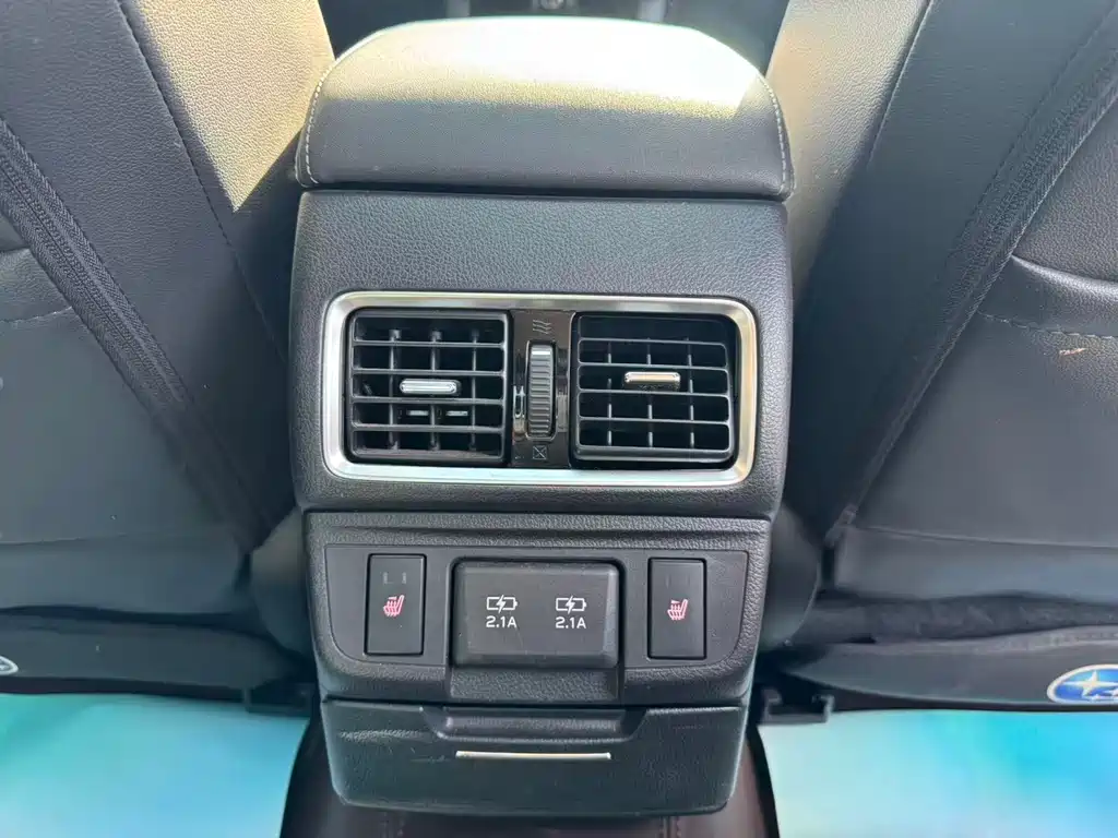 Subaru Legacy 2020 — фото 14
