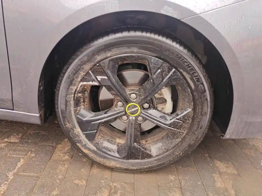 Roewe i6 MAX 2020 — фото 6