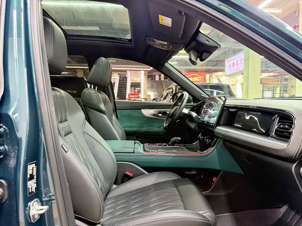 GAC Motor Trumpchi GS8 2022 — фото 13