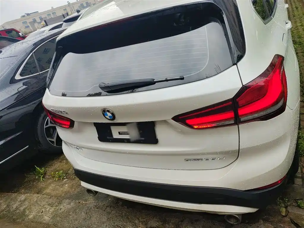 BMW X1 2021 — фото 6