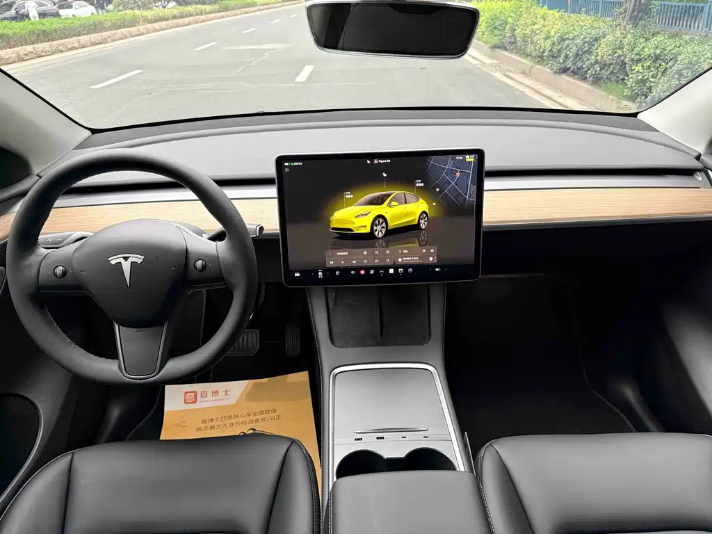 Tesla Model Y 2023 — фото 13