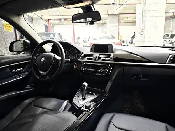 BMW 3 Series 2016