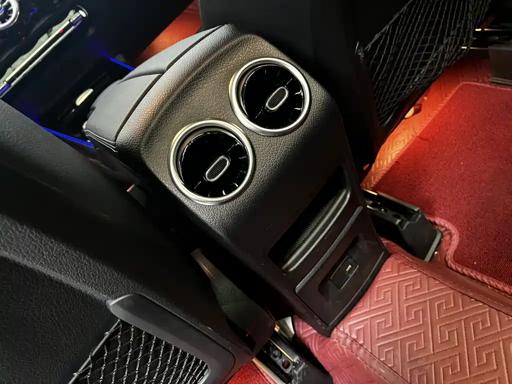 Mercedes-Benz GLB 2023 — фото 15