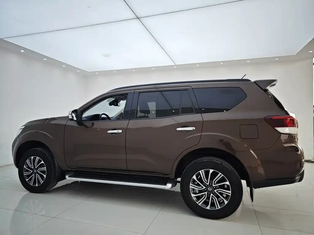 Nissan Terra 2022 — фото 12