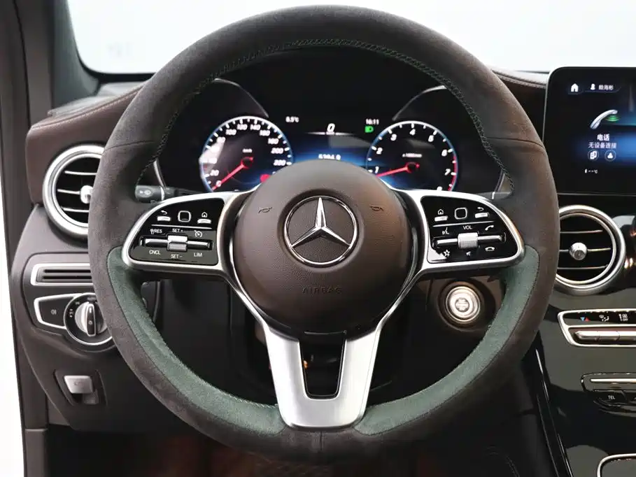 Mercedes-Benz GLC 2021 — фото 16