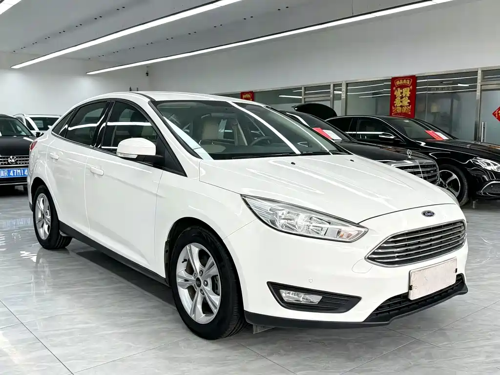 Ford Focus 2017 — фото 3