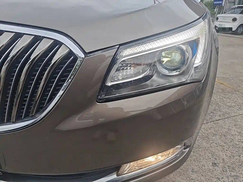 Buick LaCrosse 2016 — фото 24