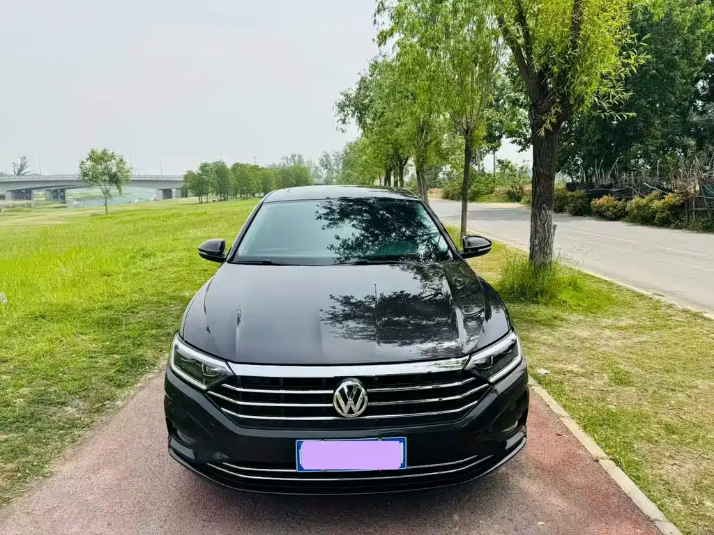 Volkswagen Sagitar 2020
