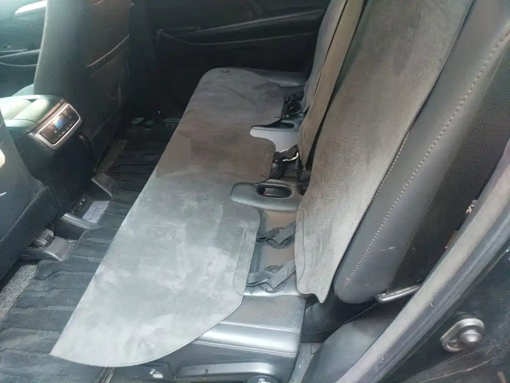 Toyota Highlander 2018 — фото 15