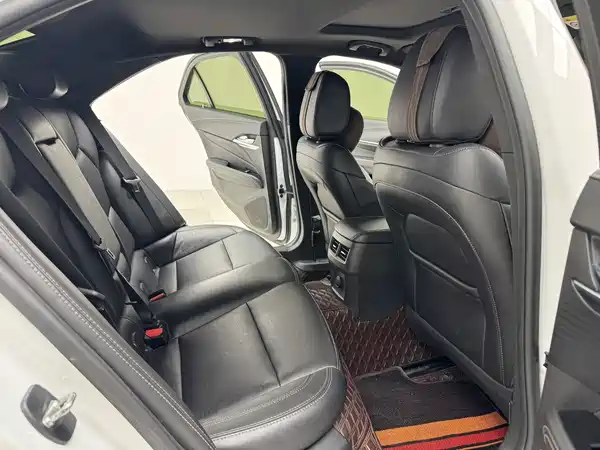 Cadillac CT4 2022