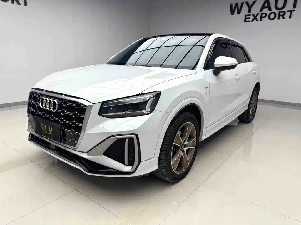 Audi Q2L 2022