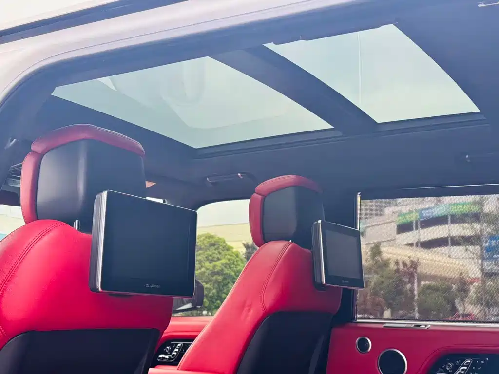 Land Rover Range Rover 2019 — фото 18