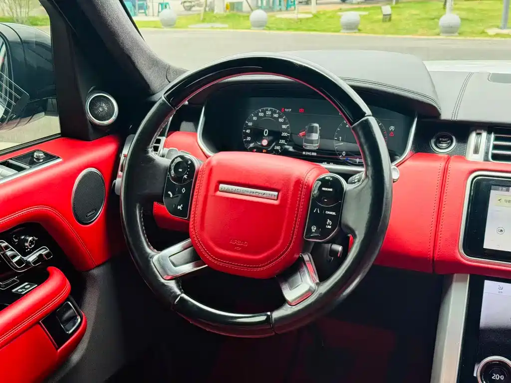 Land Rover Range Rover 2019 — фото 13