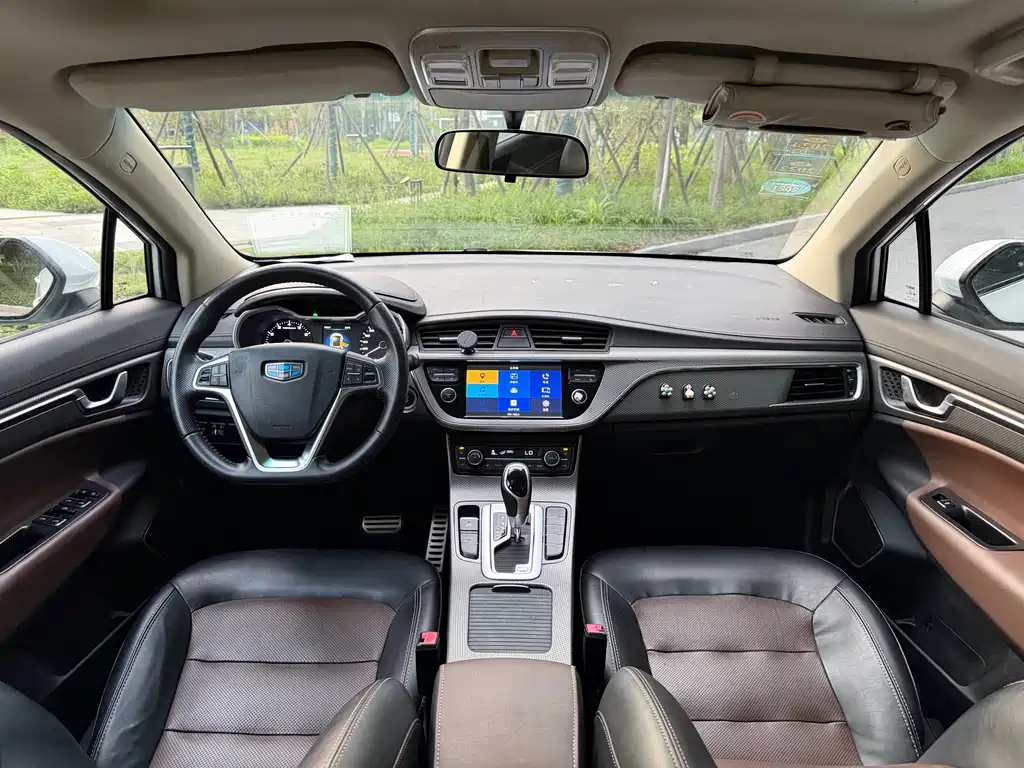 Geely Emgrand GS 2018 — фото 21