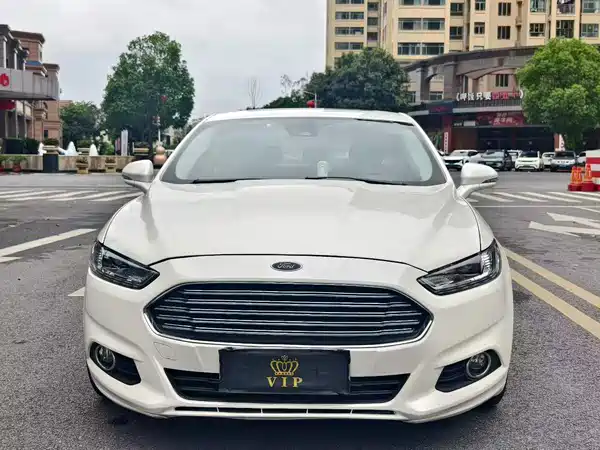 Ford Mondeo 2013