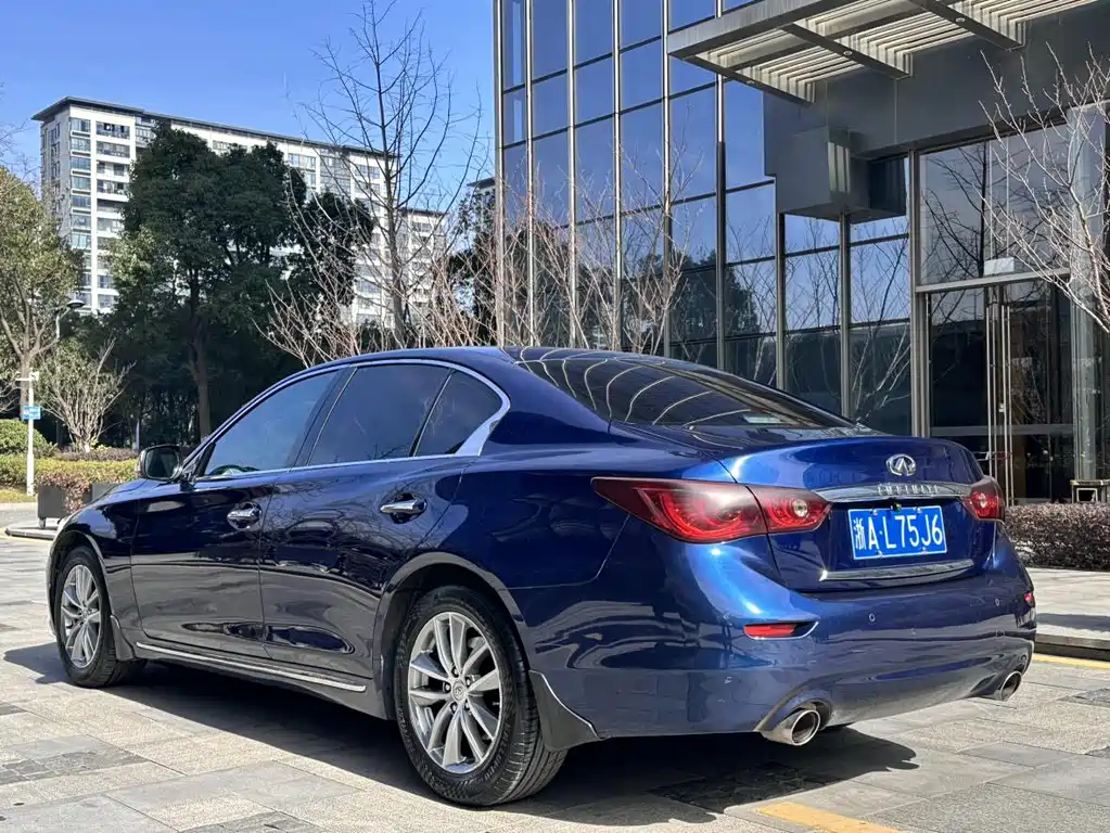 Infiniti Q50L 2018 — фото 6