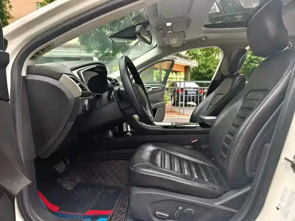 Ford Mondeo 2013